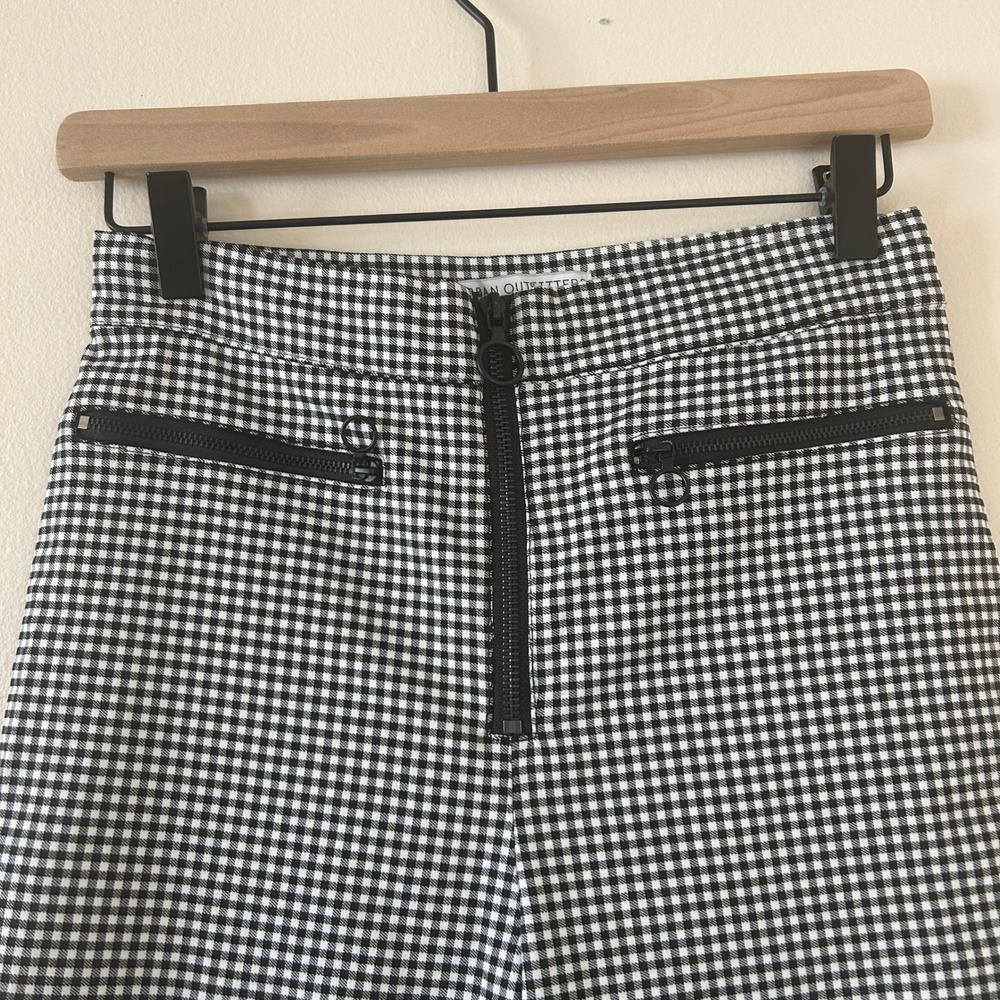 Urban Outfitters Black White Gingham High Rise Zipper Pocket Pants Size 6 - Picture 4 of 8